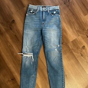 Abercrombie and Fitch - Ultra High Rise Mom Jean 28 Long